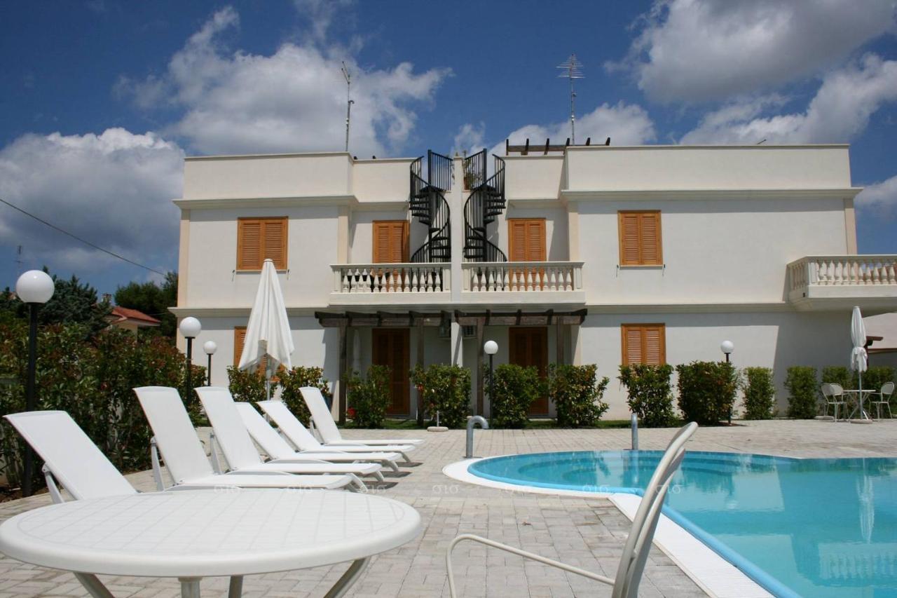 Appartamenti Ginevra Santa Maria al Bagno Zewnętrze zdjęcie